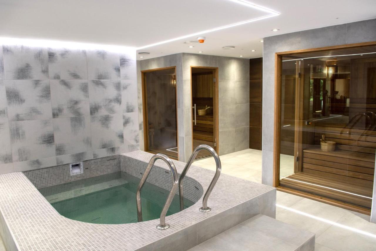 Mf Villa Azur Wellness Apartment Siófok Exterior foto